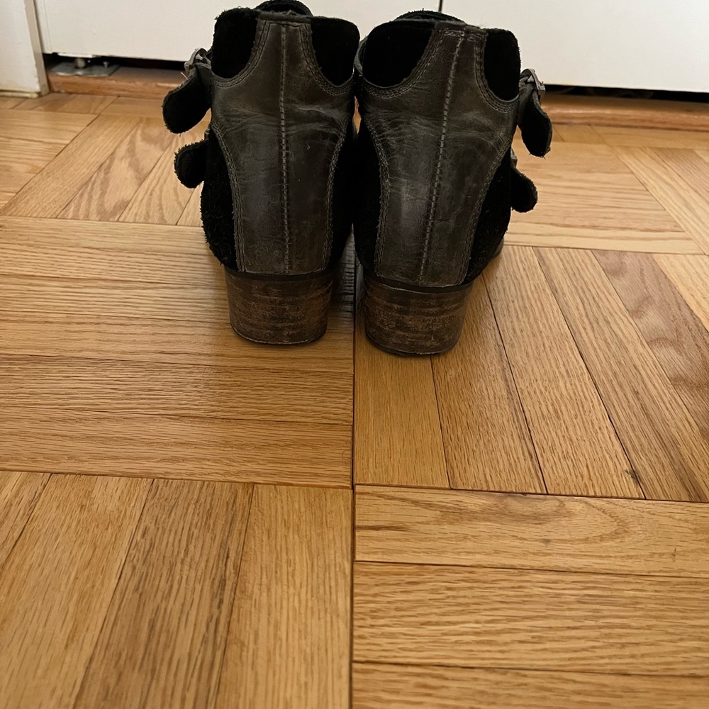 Steve Madden Black Buckle Boots - Picture 4 of 7
